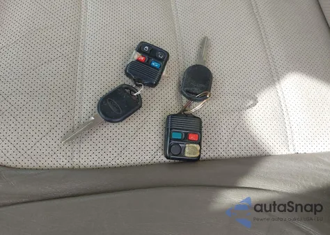 2004 Ford Explorer Eddie Bauer из США, поврежденный, VIN 1FMDU74K54ZB11313